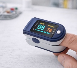 MUDr. Michael Náprstek, O nás